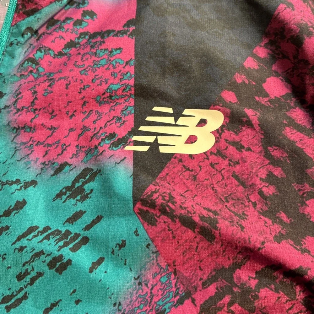 New Balance Running Men's Small Paint‎ Splatter Athletic Windbreaker Zip Jacket